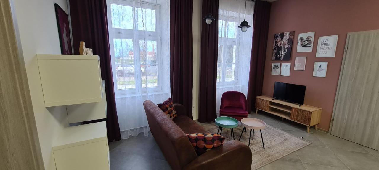Apartments Nestl Ptuj Luaran gambar