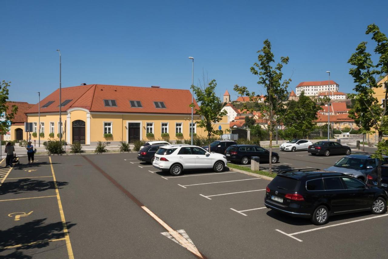 Apartments Nestl Ptuj Luaran gambar